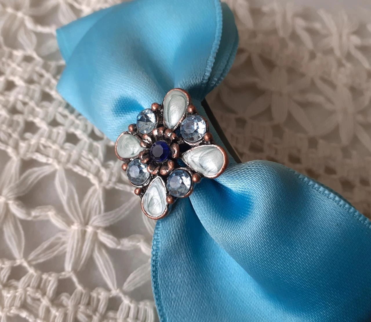 hair clip vintage bow blue with rhinestones alice in wonderland – photo 3